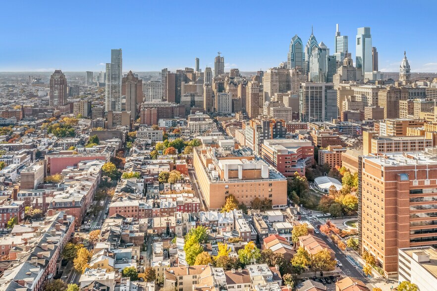 239-41 S 10th St, Philadelphia, PA à vendre - Photo du bâtiment - Image 2 de 8