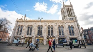 Plus de détails pour High St, Stamford - Commerce de détail à vendre