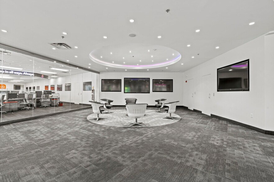 3043 Walton Rd, Plymouth Meeting, PA à louer - Photo intérieure - Image 3 de 19