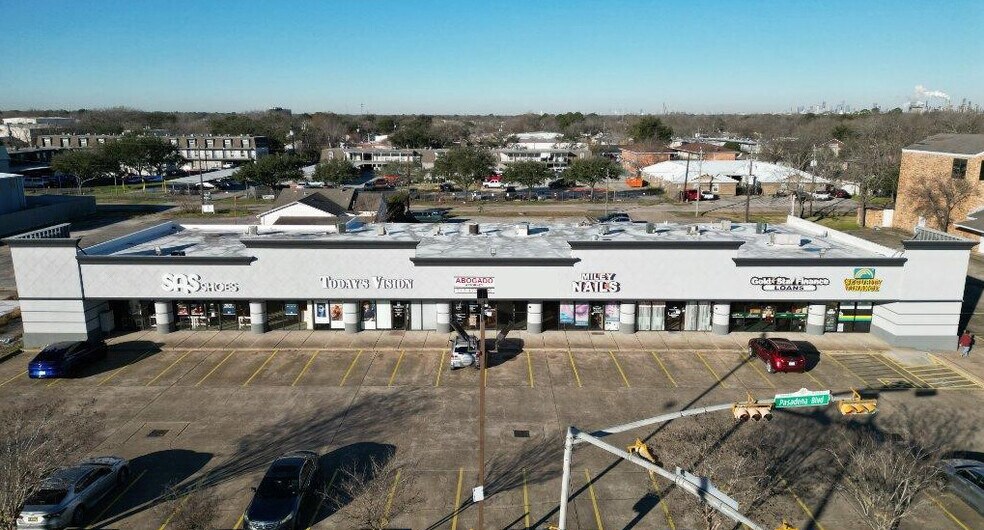 1100 Pasadena Blvd, Pasadena, TX à louer - Photo du bâtiment - Image 1 de 5