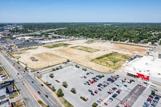 More details for 7400 Dodge St, Omaha, NE - Retail for Lease