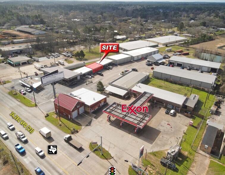 35423 SH 249, Suite E2, Pinehurst, TX à louer - Photo du bâtiment - Image 2 de 2