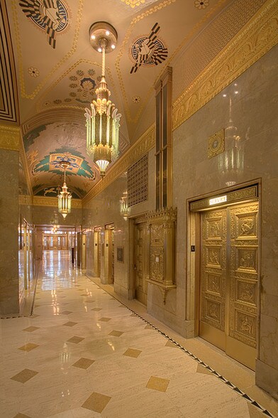 551 Fifth Ave, New York, NY à louer - Hall d’entrée - Image 2 de 8
