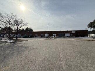 Plus de détails pour 2400 Alwin Ct, Raleigh, NC - Industriel à louer