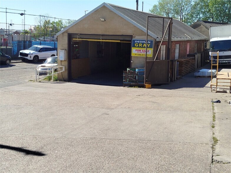 Rawreth Ln, Rayleigh for sale - Building Photo - Image 3 of 4