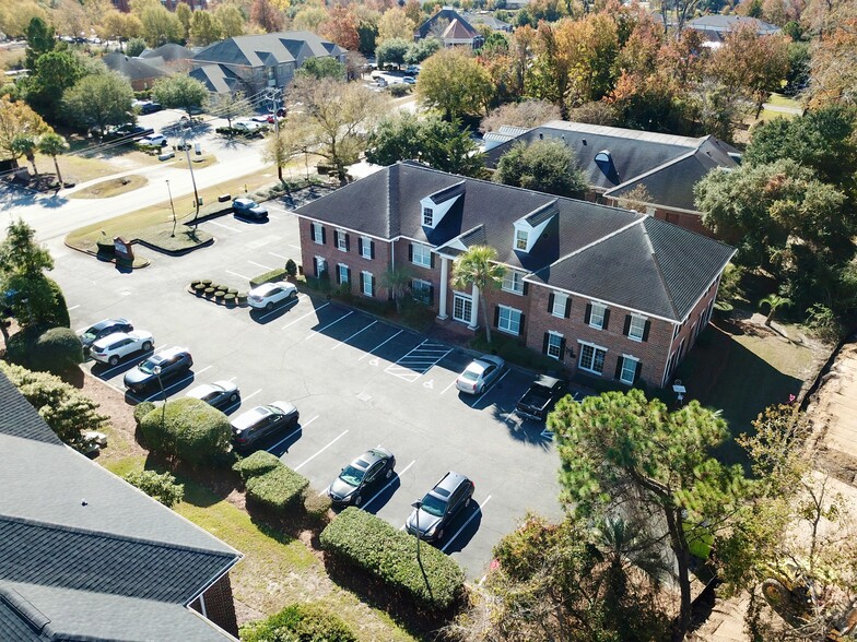 4589 Oleander Dr, Myrtle Beach, SC for sale - Building Photo - Image 3 of 45