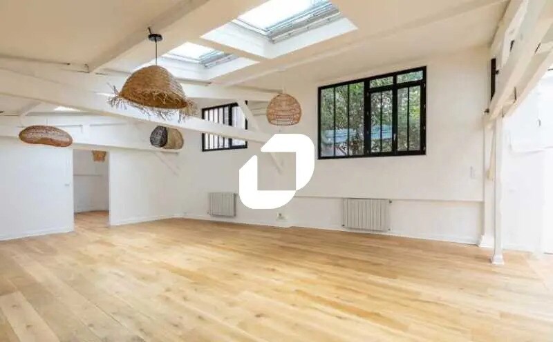 Office in Paris for sale - Interior Photo - Image 2 of 6