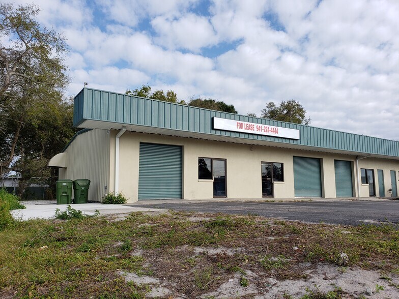 1900 N Washington Blvd, Sarasota, FL à vendre - Photo du bâtiment - Image 2 de 8