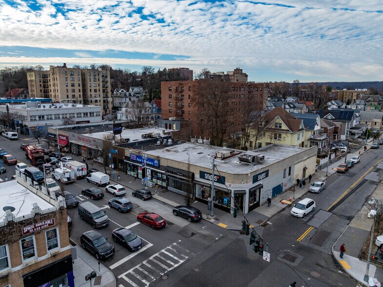 465-479 S Broadway, Yonkers, NY à louer - Photo du bâtiment - Image 3 de 12