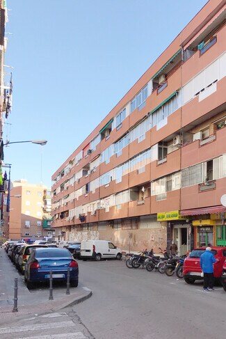More details for Calle de Albacete, 1, Fuenlabrada - Multifamily for Sale