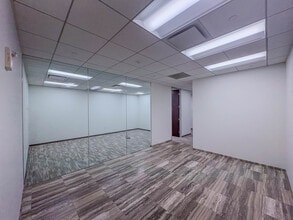 18301 Von Karman Ave, Irvine, CA for lease Interior Photo- Image 2 of 7