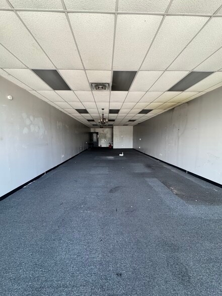 6410-6422 Spencer Hwy, Pasadena, TX for lease - Building Photo - Image 3 of 6