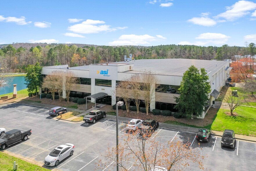 600 Irving Pky, Holly Springs, NC à vendre - Photo du bâtiment - Image 2 de 13