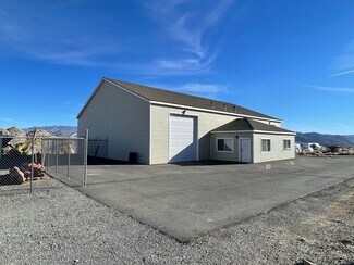 Plus de détails pour 38 Cygnet Dr, Mound House, NV - Industriel à louer