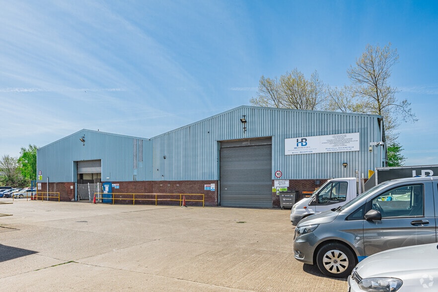 Halbeath Rd, Dunfermline for lease - Building Photo - Image 2 of 2