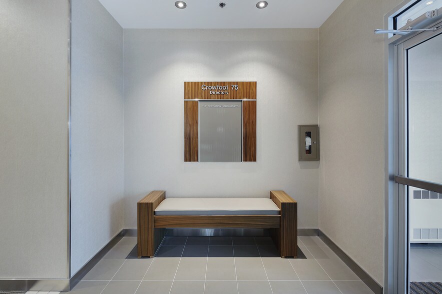 75 Crowfoot Rise NW, Calgary, AB à louer - Photo intérieure - Image 3 de 17