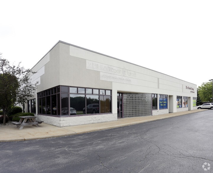 761 NW Main St NW, Bourbonnais, IL for lease - Building Photo - Image 2 of 7