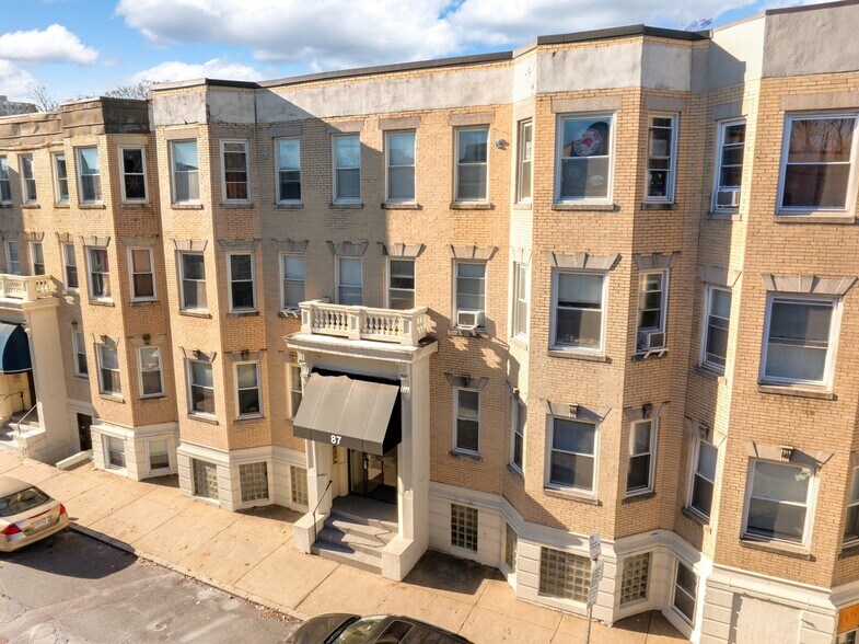 87 Gordon St, Boston, MA à vendre - Photo du bâtiment - Image 2 de 12