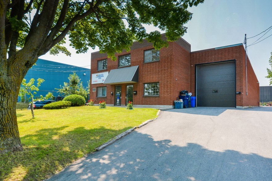 1220-1222 Rue Saint-Nicolas, Laval, QC à vendre - Photo du bâtiment - Image 1 de 1