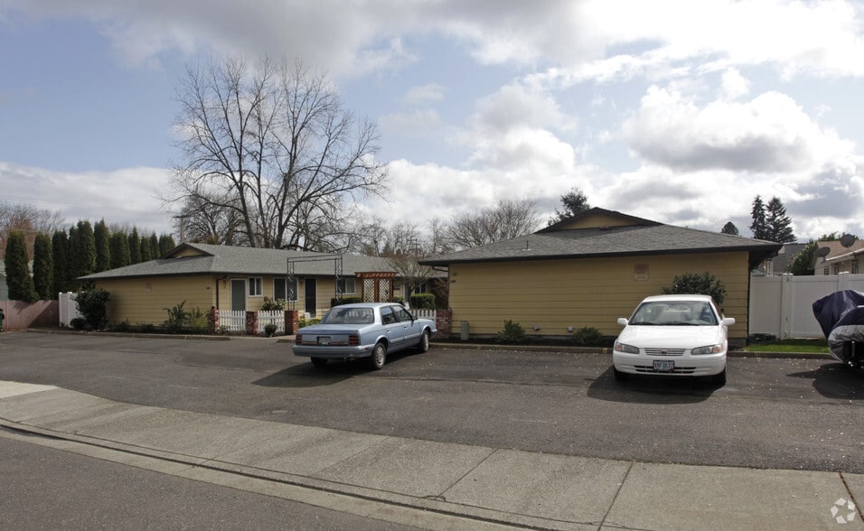 3118-3124 19th Pl, Forest Grove, OR à vendre - Photo principale - Image 3 de 19
