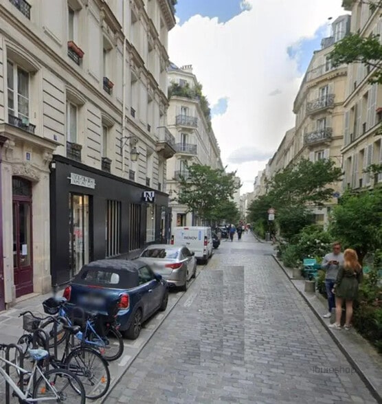 Retail in Paris for lease - Building Photo - Image 2 of 3