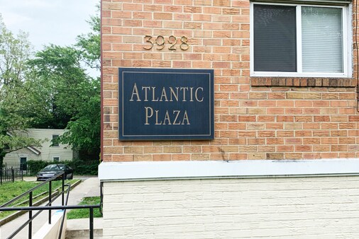 3928 1st St SE, Washington, DC à vendre - Photo du bâtiment - Image 2 de 14