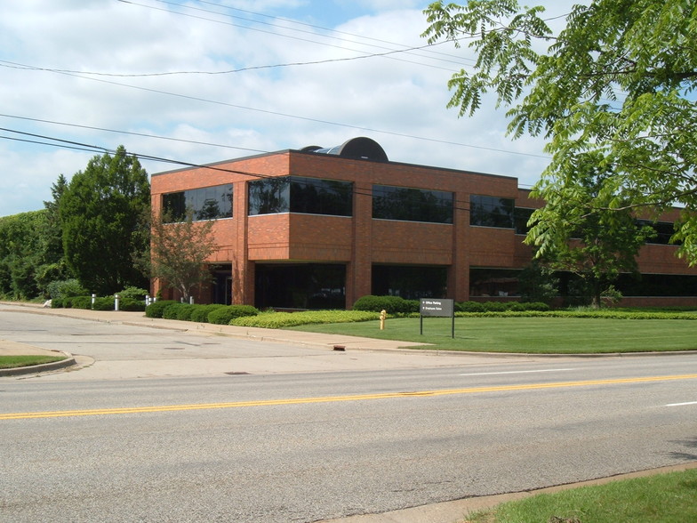 1090 36th St SE, Grand Rapids, MI for sale - Building Photo - Image 1 of 1