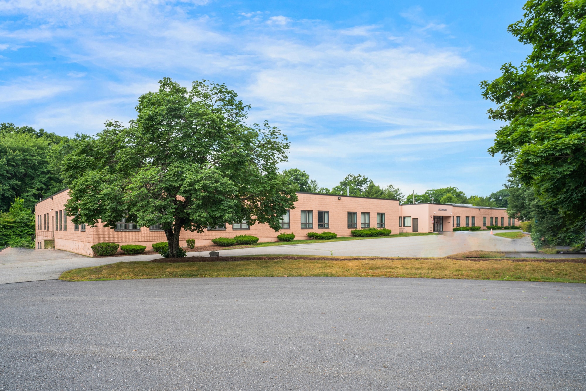 13-15 DeAngelo Dr, Bedford, MA for lease Primary Photo- Image 1 of 13