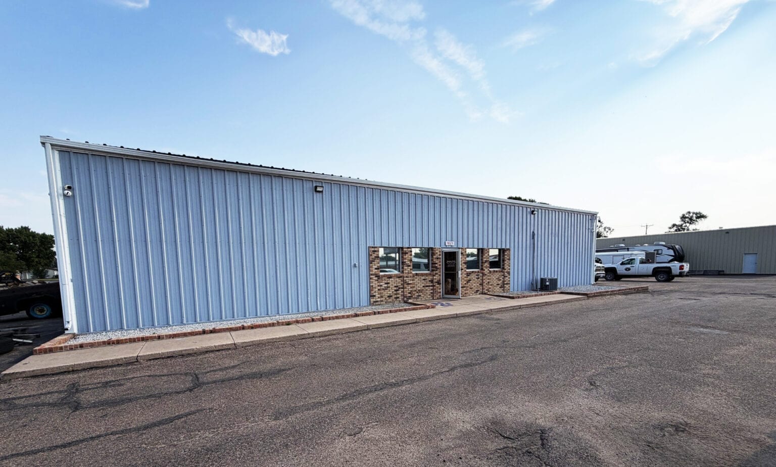 Rodeo Road Commercial Shops & Lot portfolio of 2 properties for sale on LoopNet.ca Building Photo- Image 1 of 19