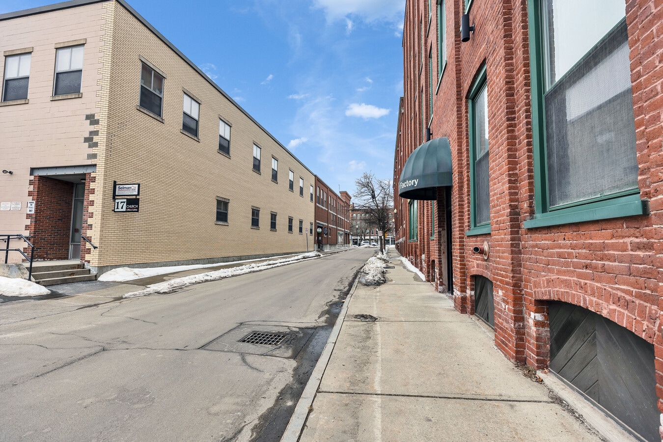16 Church St, Keene, NH 03431 - Unité 2B -  - Photo intérieure - Image 2 of 13