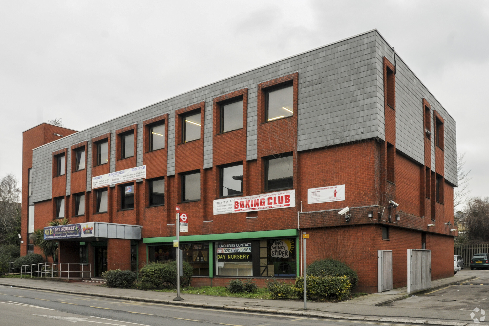 37-41 Winchelsea Rd, London à vendre Photo principale- Image 1 de 1