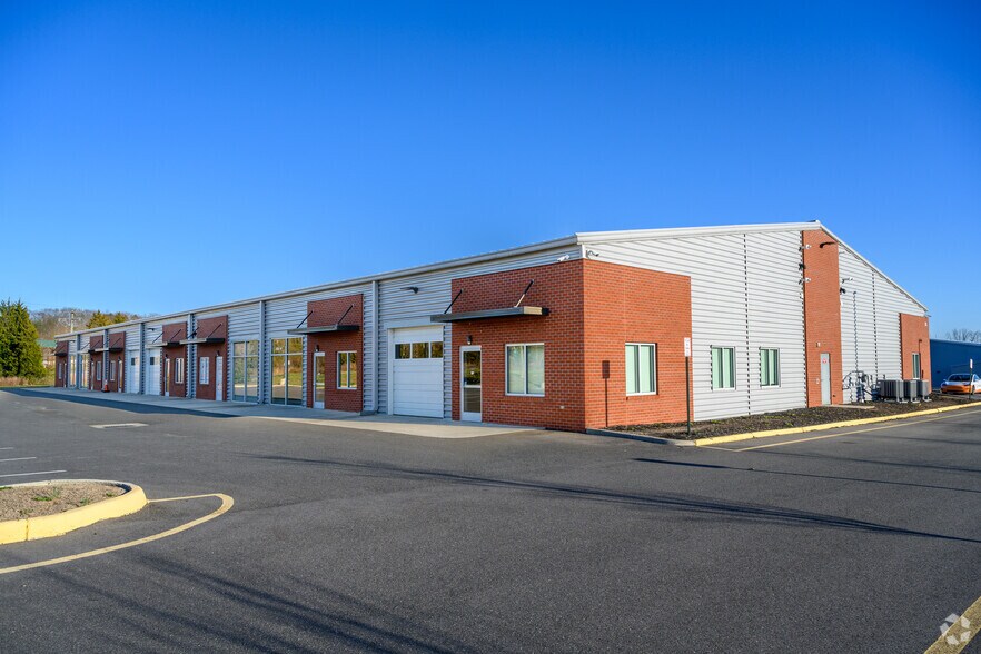 25 Centreport Pky, Stafford, VA à louer - Photo principale - Image 1 de 18