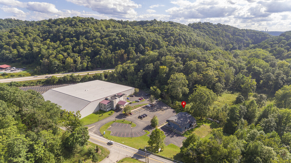 715 Craigdell Rd, New Kensington, PA for sale - Aerial - Image 3 of 44