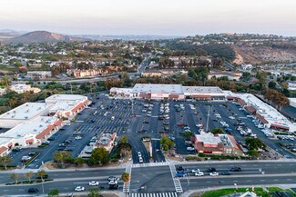 Plus de détails pour 3807-3845 Plaza Dr, Oceanside, CA - Commerce de détail à louer