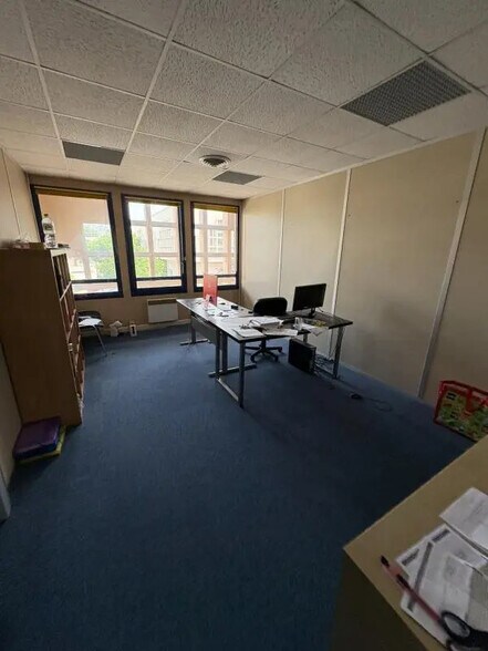 Bureau dans Marseille à louer - Photo intérieure - Image 2 de 8