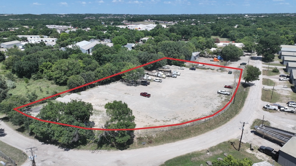 221 Valley Ln, Kennedale, TX for lease - Building Photo - Image 2 of 3