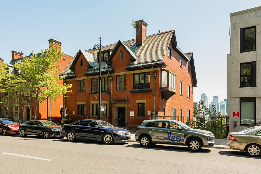 1290 Av Des Pins O, Montréal, QC for sale - Building Photo - Image 2 of 14