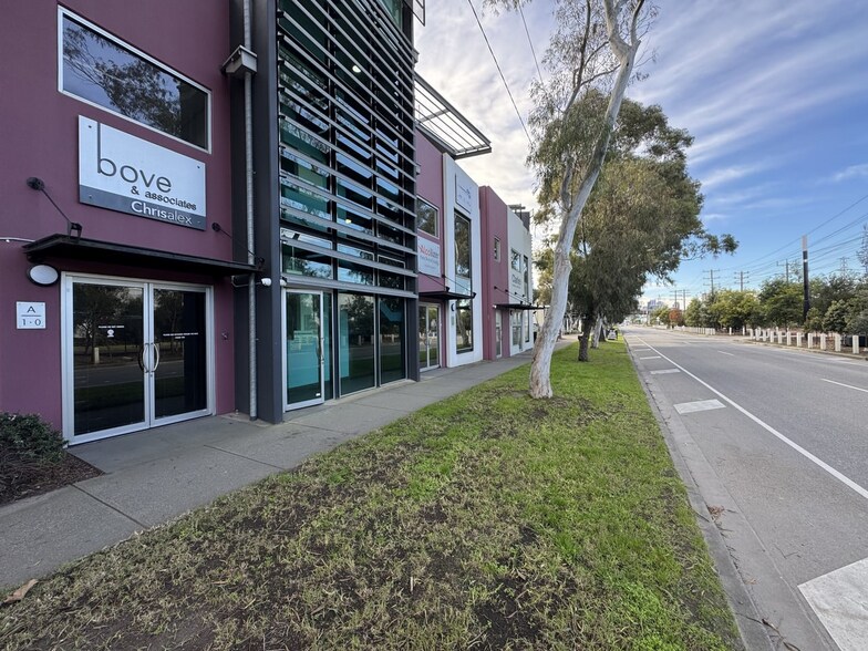 63-85 Turner St, Port Melbourne à vendre - Photo du bâtiment - Image 3 de 6