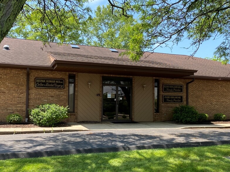 5928-5932 Springboro Pike, Dayton, OH à louer - Photo du bâtiment - Image 2 de 7