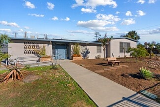 Plus de détails pour 130 E Alvarado St, Fallbrook, CA - Bureau à louer