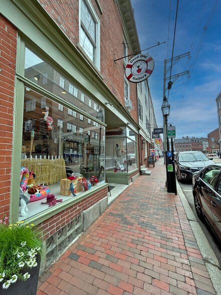 135 Market St, Portsmouth, NH for sale - Building Photo - Image 1 of 6