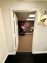 8721 W Sunset Blvd, West Hollywood, CA for lease Interior Photo- Image 2 of 2