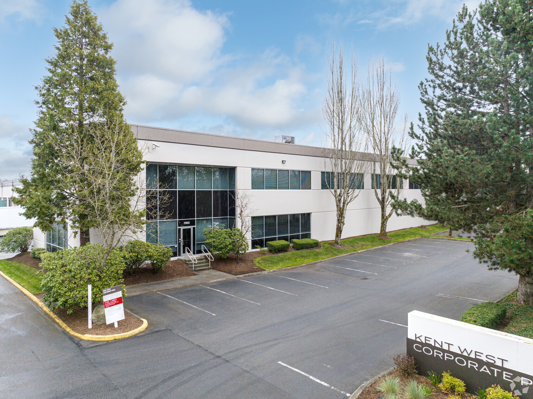 21901 67th Ave S, Kent, WA for lease Primary Photo- Image 1 of 17