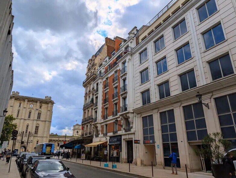 5 Bis Avenue Du Château, Vincennes à louer - Photo du bâtiment - Image 2 de 10