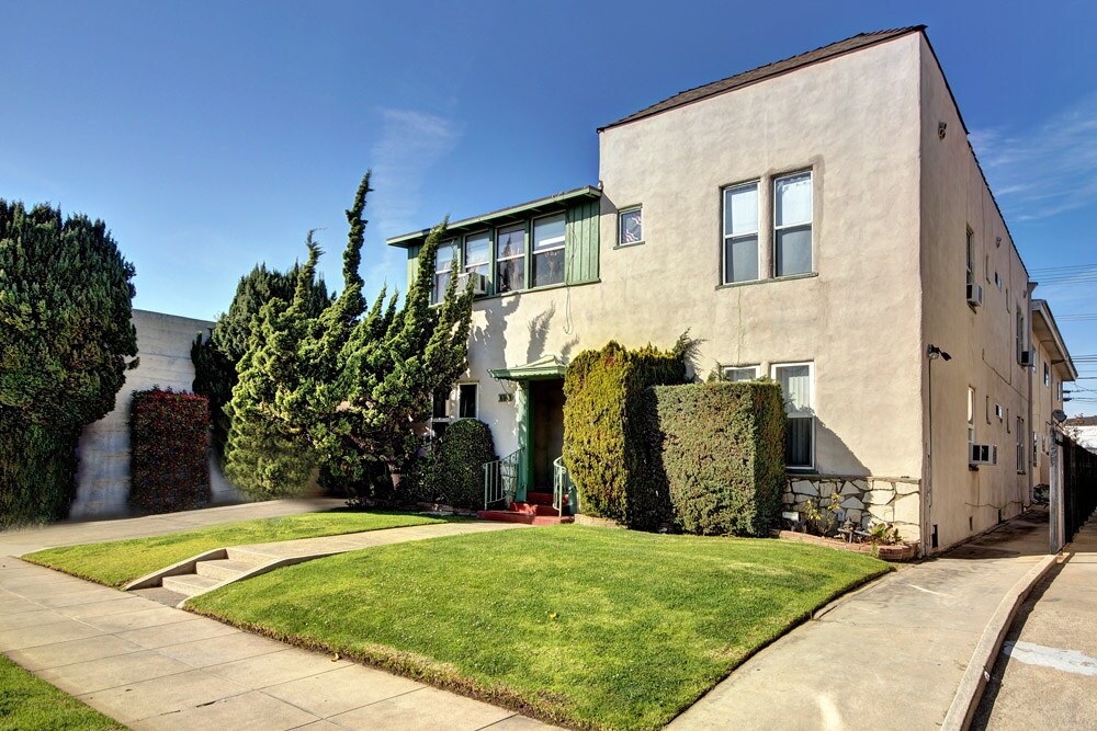 6147 Alcott St, Los Angeles, CA à vendre Photo principale- Image 1 de 9