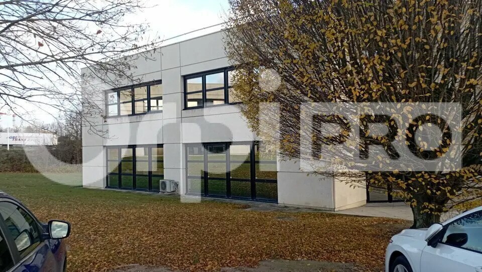 Office in Reims for lease Building Photo- Image 1 of 2