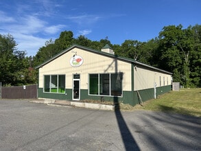 2203 Route 715, Stroudsburg, PA for lease Building Photo- Image 2 of 7