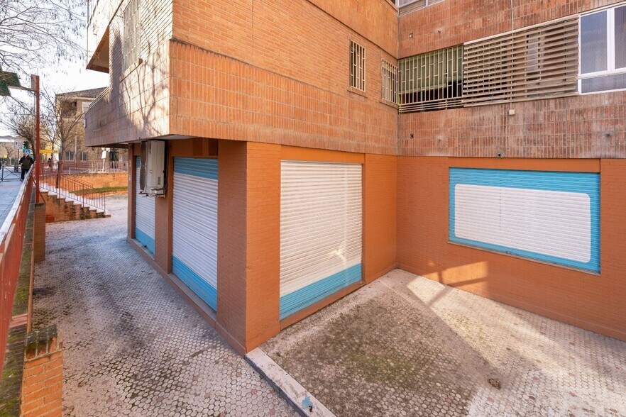 Retail in Granada, Granada for lease - Building Photo - Image 3 of 25