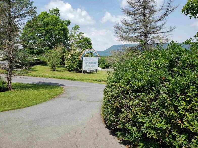 2487 US Highway 211 W, Luray, VA à vendre - Photo du bâtiment - Image 3 de 50