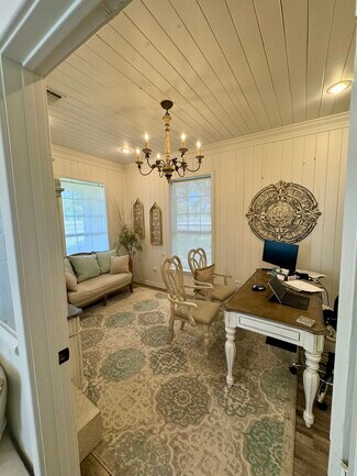 Plus de détails pour 932 E Highway 199, Springtown, TX - Bureau à louer